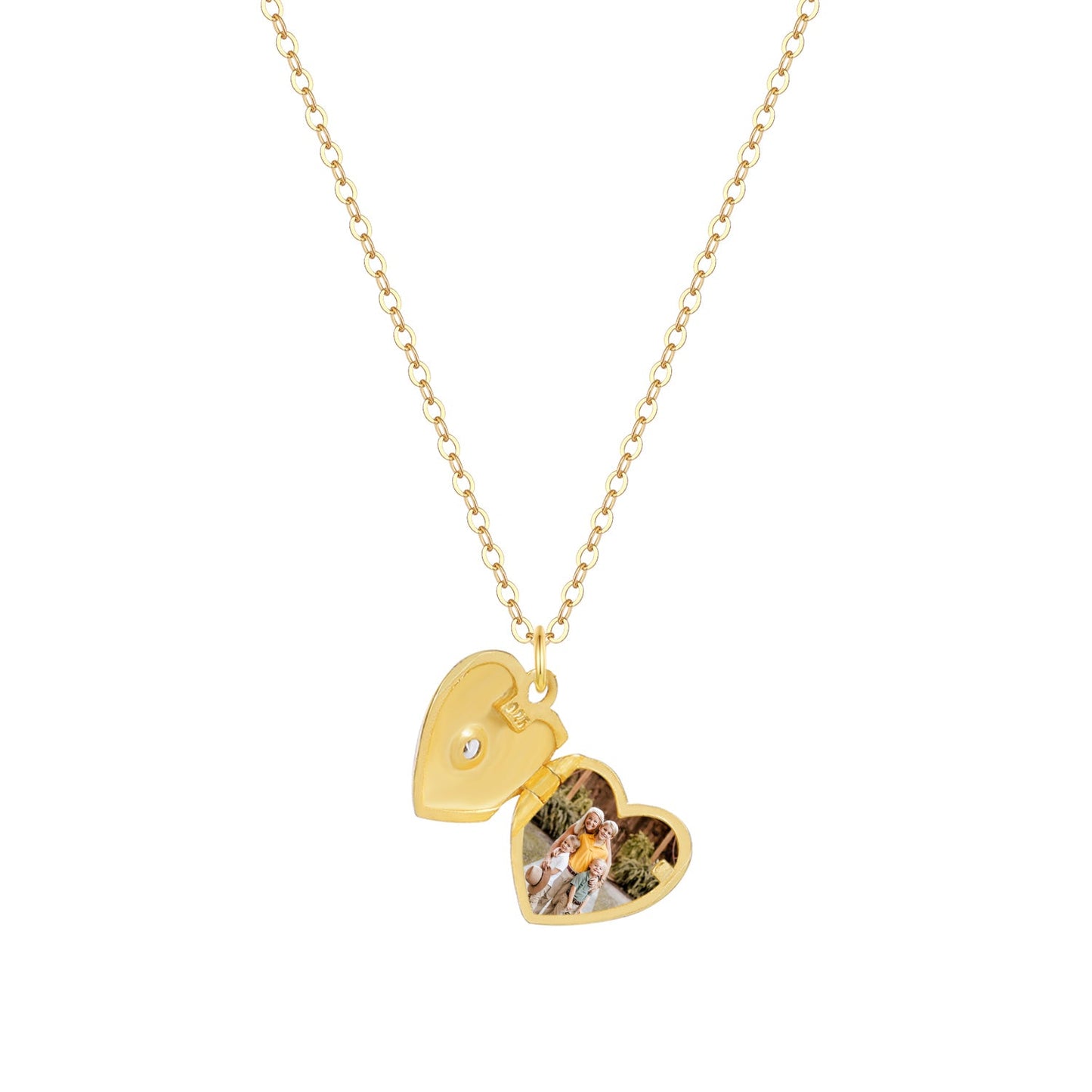 Colar Isabella com medalhão de coração